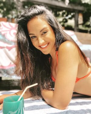 Emily Compagno | Wiki/Bio, Bikini, spouse, Instagram, Hot, Fox news