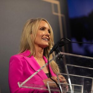 Dana Perino | Age, Net Worth and Salary, Husband, Bikini and Hot Photos