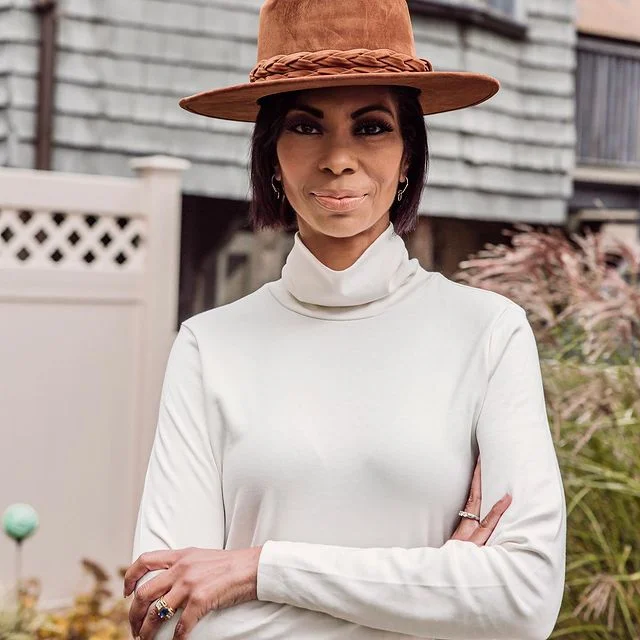 Harris Faulkner leaves outnumbered