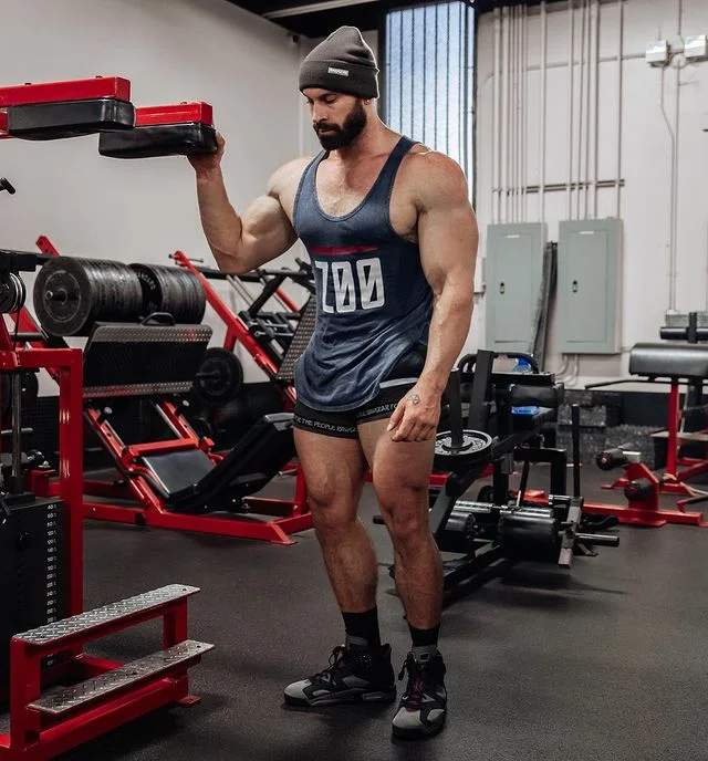 Bradley Martyn height