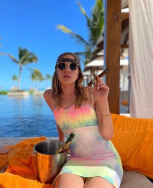 Alex Hogan Fox News, Bikini Photos, Educational Background, Instagram