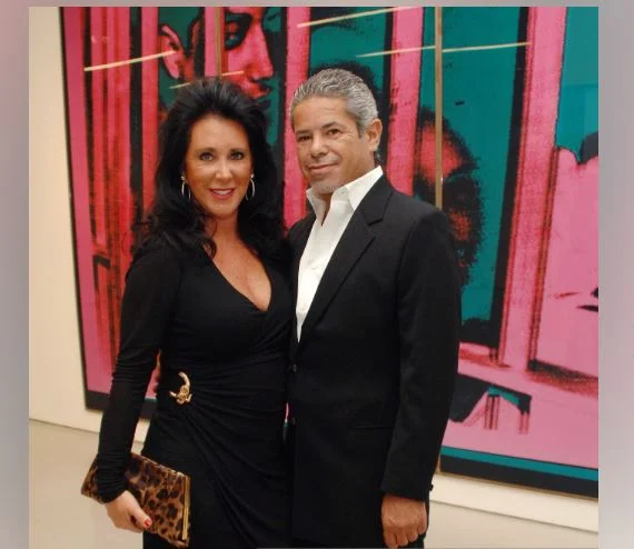 Lee and wife